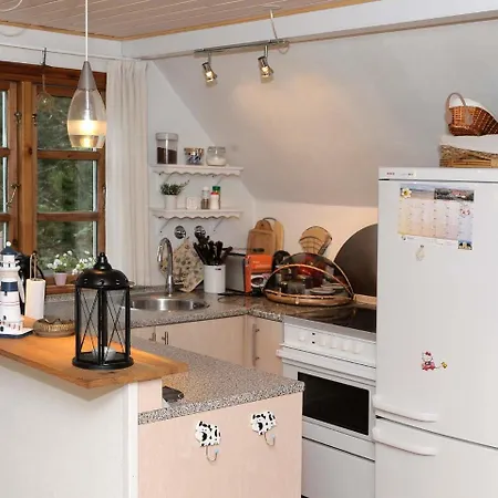 بيت للعطل Two-bedroom Holiday In 1 *